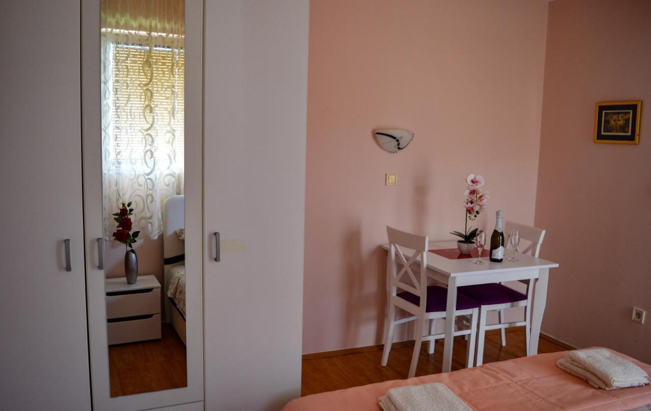 Forest Apartment Budva